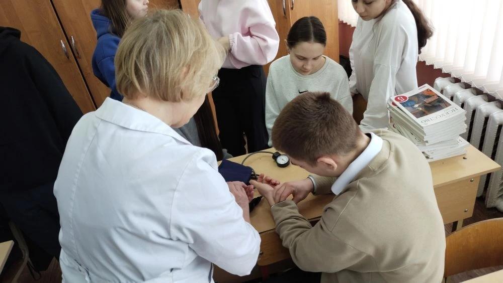 Профориентация школьников в медицину 